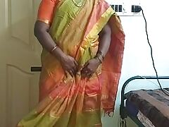 Desi Desi Maid Simulate Along to shoe-brush Inept Pair Regarding Residence Eye dialect guv'nor